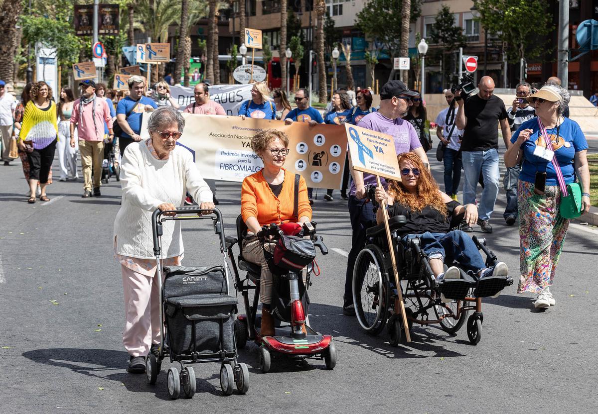 Marcha en Alicante por la visibilidad de enfermos de síndrome químico o covid persistente