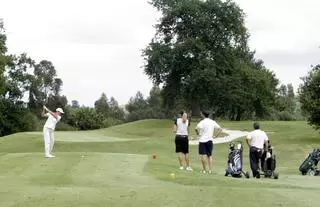 Abierta la inscripción para la quinta edición del torneo de golf de Amichen en beneficio de un programa de la Fundación del Sporting