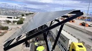 Valenciaport estudia una cuarta instalación fotovoltaica en el puerto de València