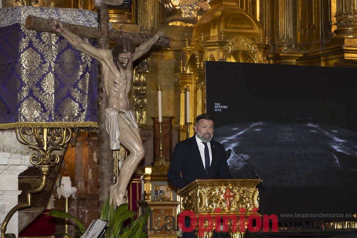 Así ha sido la inauguración de la exposición The Mystery Man en Caravaca. Descubre como es la muestra que atrae a miles de personas