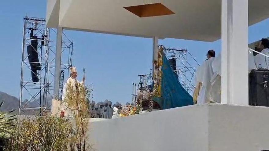 Bishop Eloy Grants ‘Nationality’ to Pope Leo: “He is One of Us, He is Also Canarian”