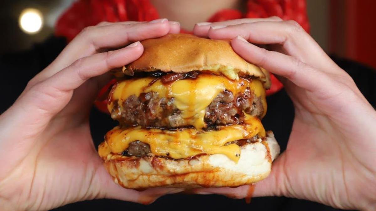 La Real Burger.