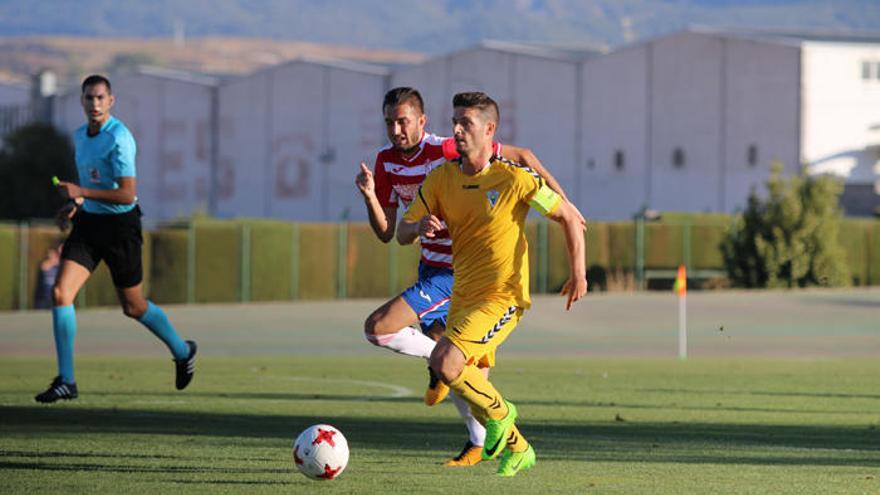 El Marbella FC mereció más en Granada