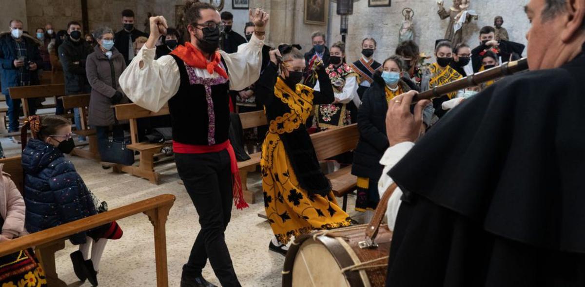 El Baile del Niño se engrandece
