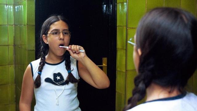 Cepillarse los dientes