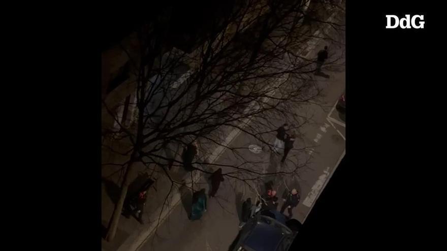 VÍDEO | Baralla entre dos grups a Santa Eugènia: detingut un home armat amb una pedra