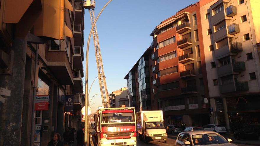 El vehicle escala dels Bombers, aquest dijous a la tarda a la carretera de Vic de Manresa