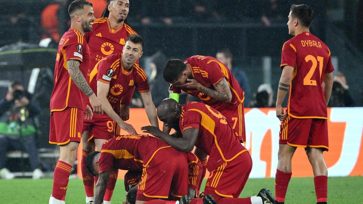 Resumen, goles y highlights del Roma 2 - 1 Milan de la vuelta de cuartos de final de la Europa League