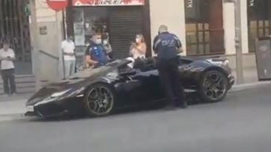 La Policía multa a Batman en plena Gran Vía de Madrid