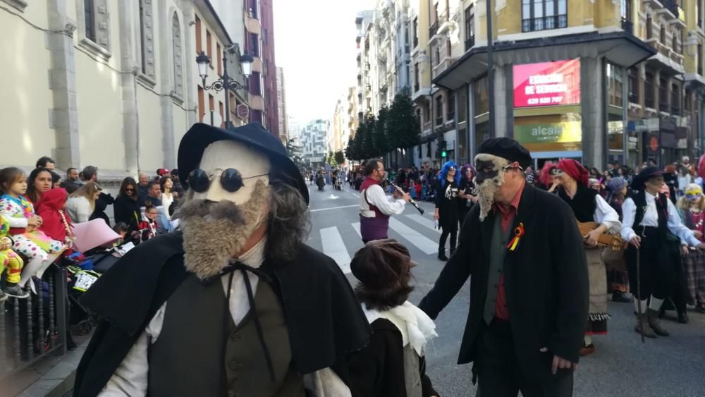 Oviedo celebra su Antroxu