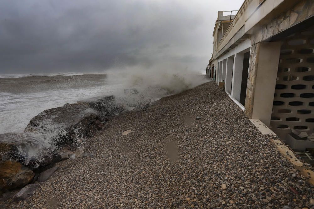 Daños en el litoral de Camp de Morvedre tras el paso del temporal Gloria