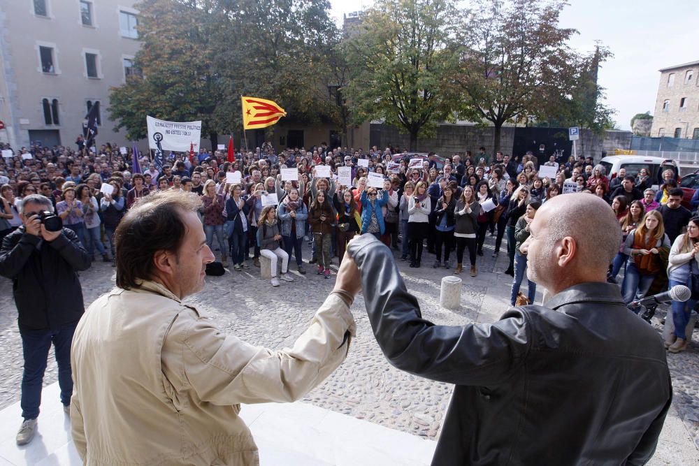 Un miler d'estudiants demanen l'alliberament dels «presos polítics» a Girona