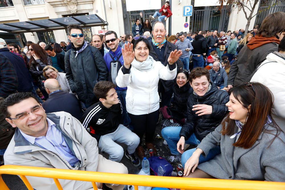 Búscate en la mascletà del 18 de marzo