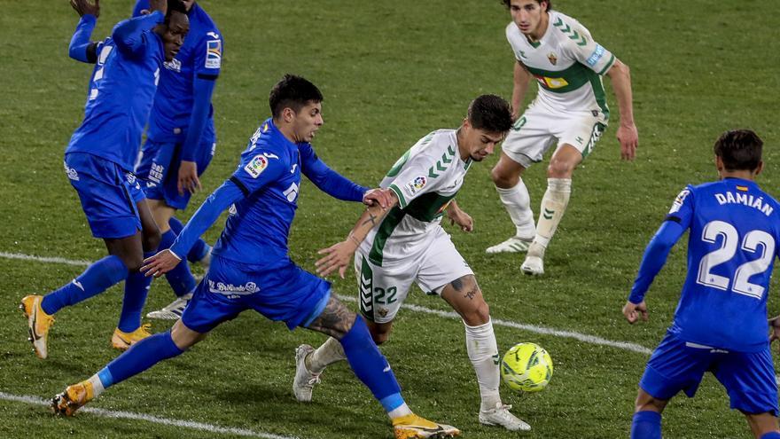 El Elche se prepara para la Copa pensando en el partido de Liga ante el Valladolid