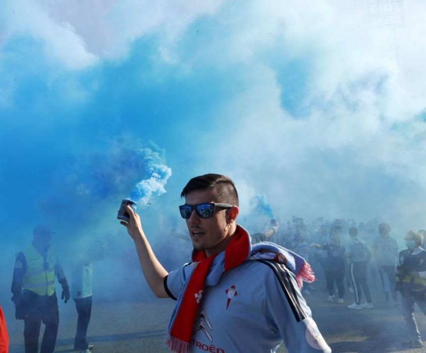 El Celta tumba al Barça y acaricia la permanencia. // A. Villar | J. Lores