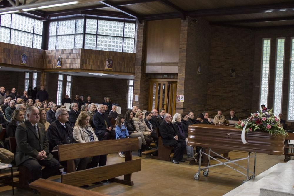 Funeral de Ramón Ballesteros, jefe de Deportes de la Universidad de Oviedo