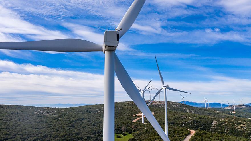 Los proyectos de eólica en tramitación en Galicia triplican la potencia ya instalada