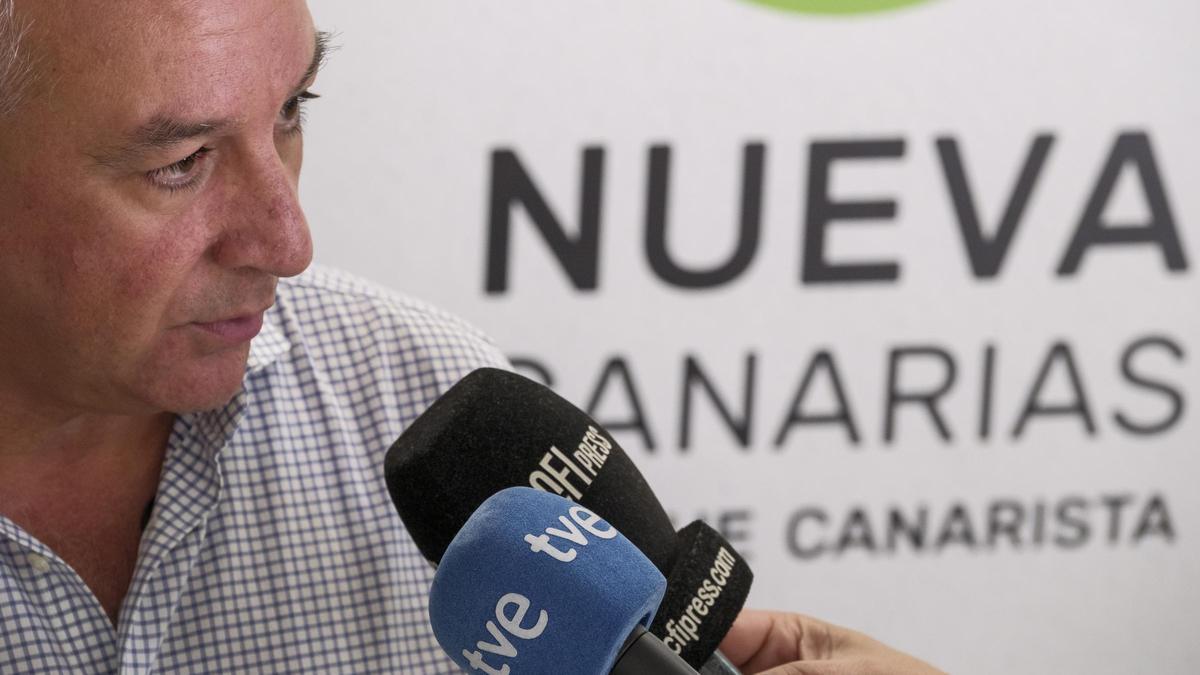 Nueva Canarias responde a la decisión del alcalde de Santa Lucía de abandonar el partido.