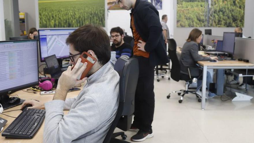 Trabajadores de Ecointegral, en las instalaciones.