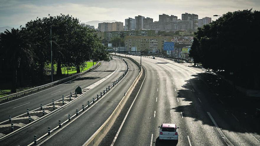 La salida de la autopista en Santa Cruz de Tenerife, ayer.