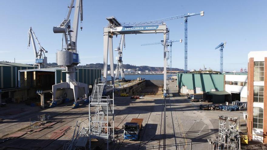 Instalaciones del astillero Armón Gijón.