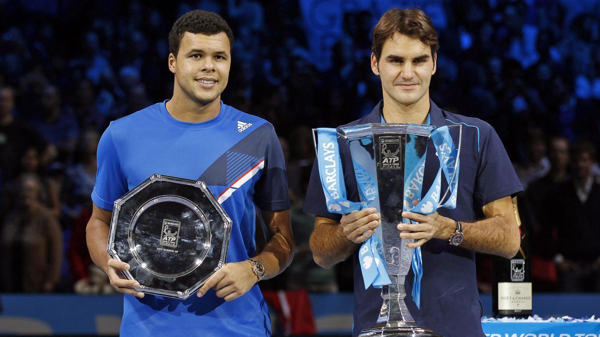 Tsonga y Federer tras la Final de la Copa de Maestros