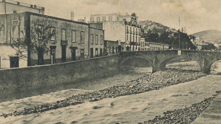 Puente de Piedra, siglo XIX.
