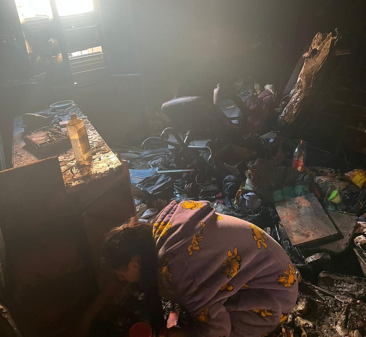 Estado en el que se encuentra la vivienda tras el incendio.