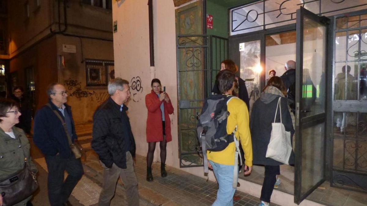 L’entrada al local que es remodelarà a Figueres. | SANTI COLL