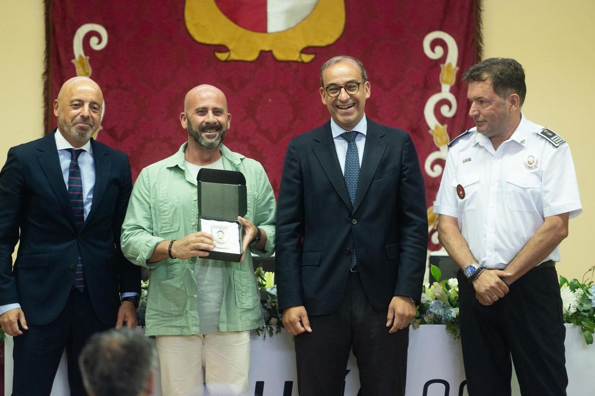 Galería | Así ha sido la entrega de distinciones a los agentes de la Policía Local de Cáceres por la festividad de la Virgen del Carmen