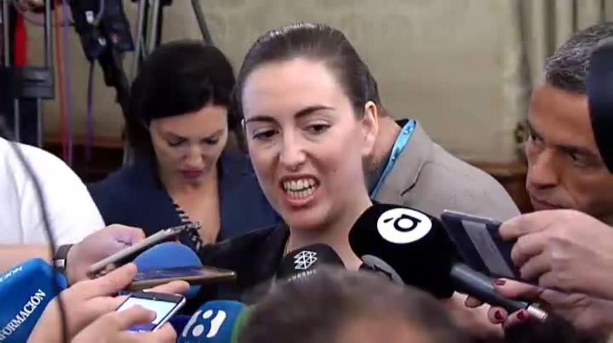 Nerea Belmonte torna el comandament a Luis Barcala davant les crítiques dels seus excompanys.