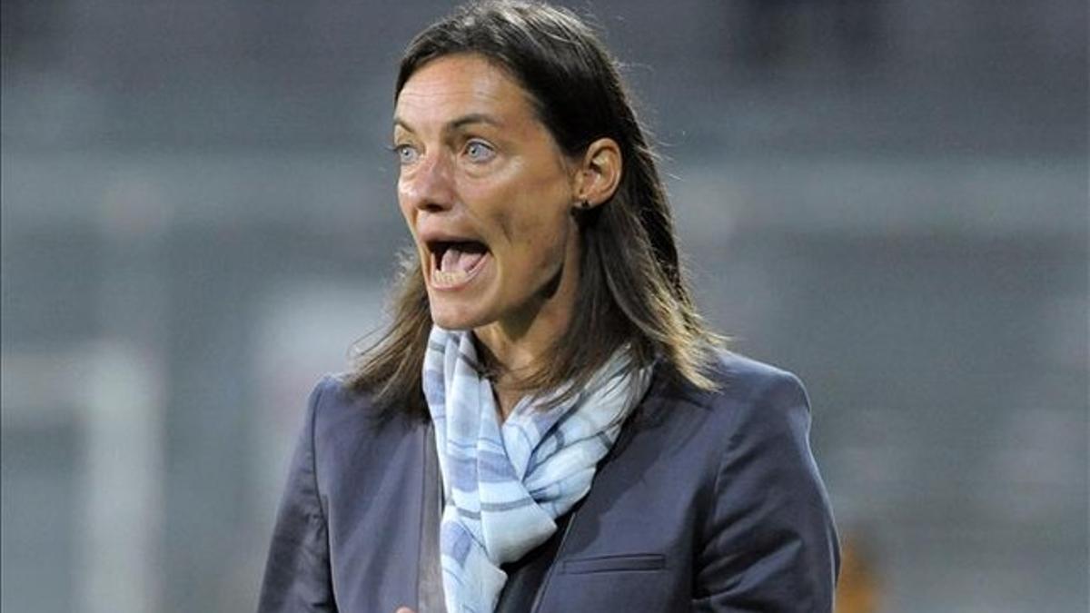 Corinne Diacre ha sido elegida mejor entrenadora de la Ligue 2