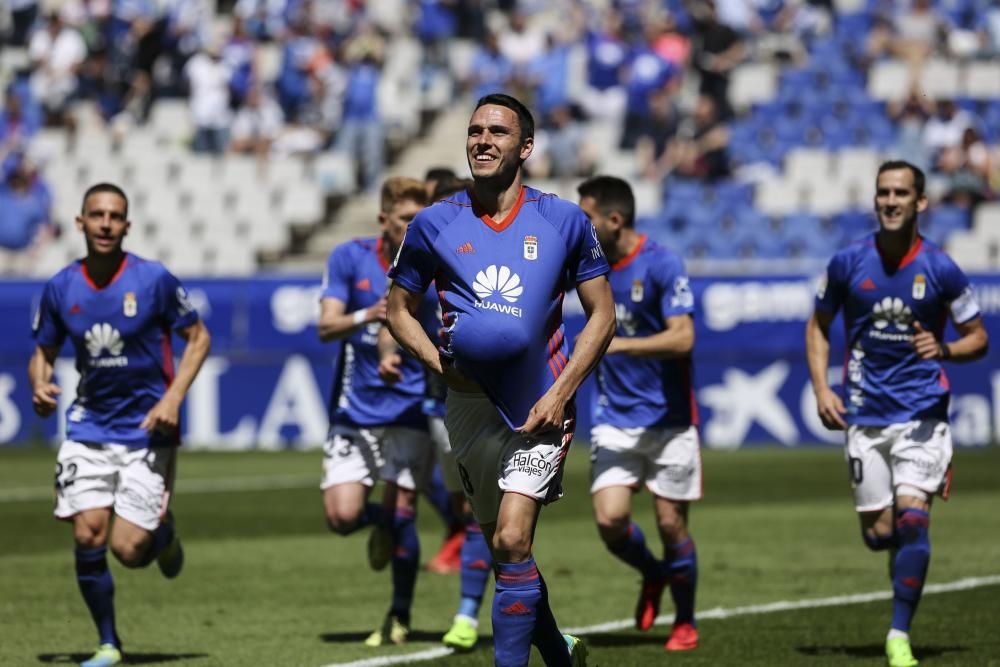 El partido entre el Real Oviedo y el Sevilla Atlético, en imágenes