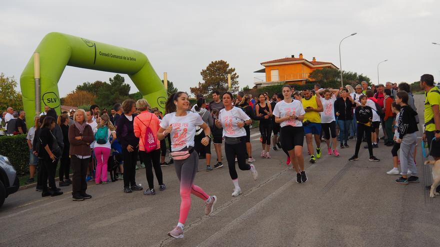 La cursa solidària «Corre per les mames» mobilitza gairebé 900 persones a l&#039;Alt Empordà
