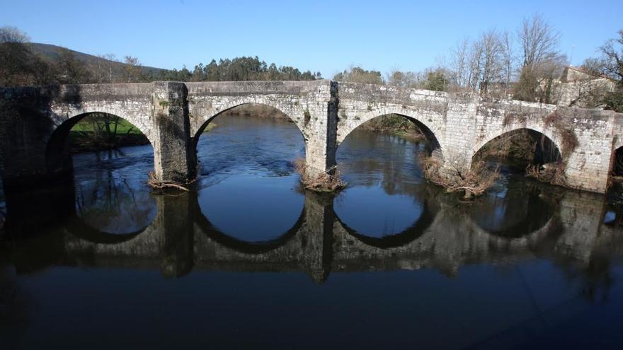 La Xunta activa los trámites para declarar Ben de Interese Cultural el puente medieval de Pontevea