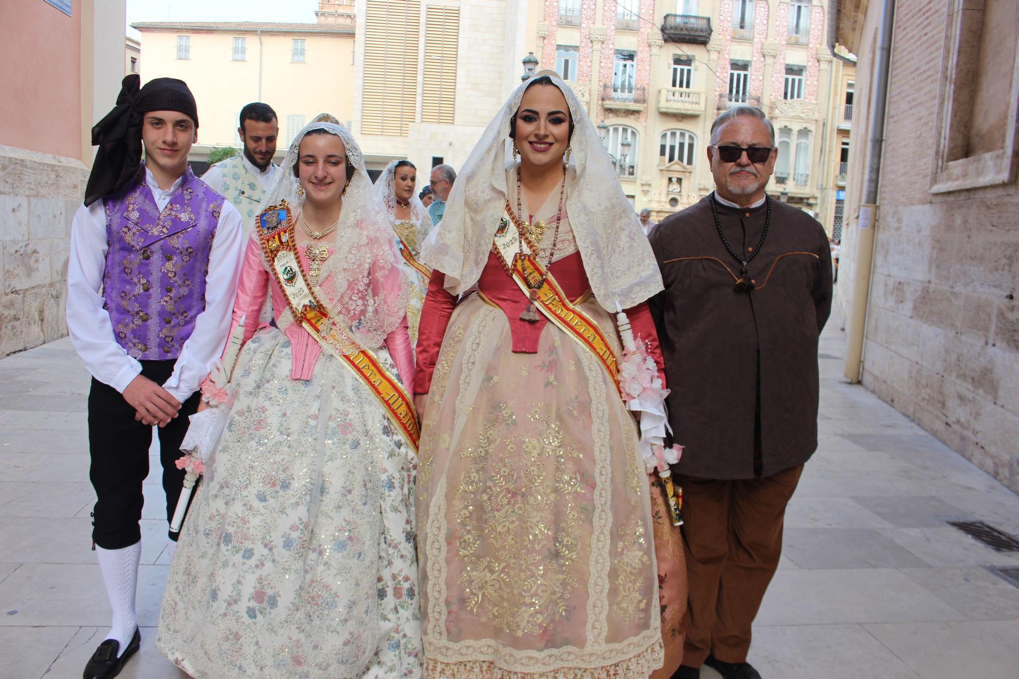 La fuerza de las Fallas en la Procesión de la Virgen (II)