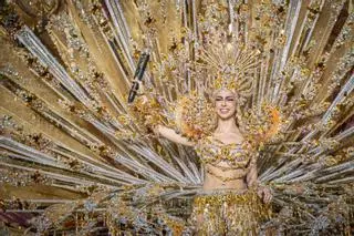 Así fue la coronación de Carla Castro como Reina del Carnaval de Santa Cruz de Tenerife