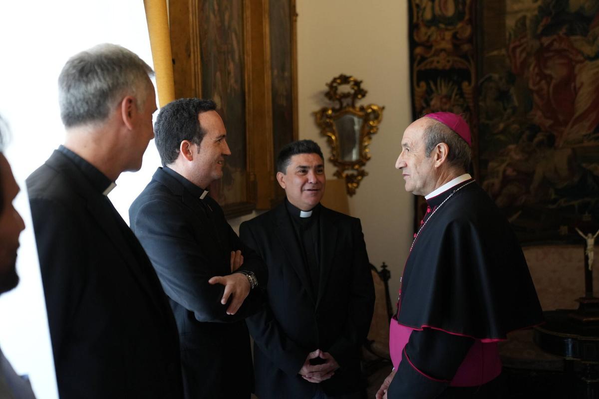 El obispo de Córdoba preside la toma de posesión de los nuevos miembros del Consejo Episcopal de la diócesis