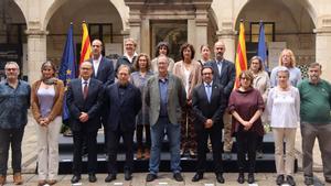 Òmnium, universidades, sindicatos y patronales envían una carta conjunta a los estados de la UE por la oficialidad del catalán.