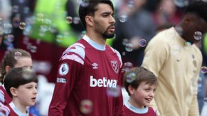 Lucas Paquetá está acusado de forzar amarillas para ganar dinero mediante apuestas.