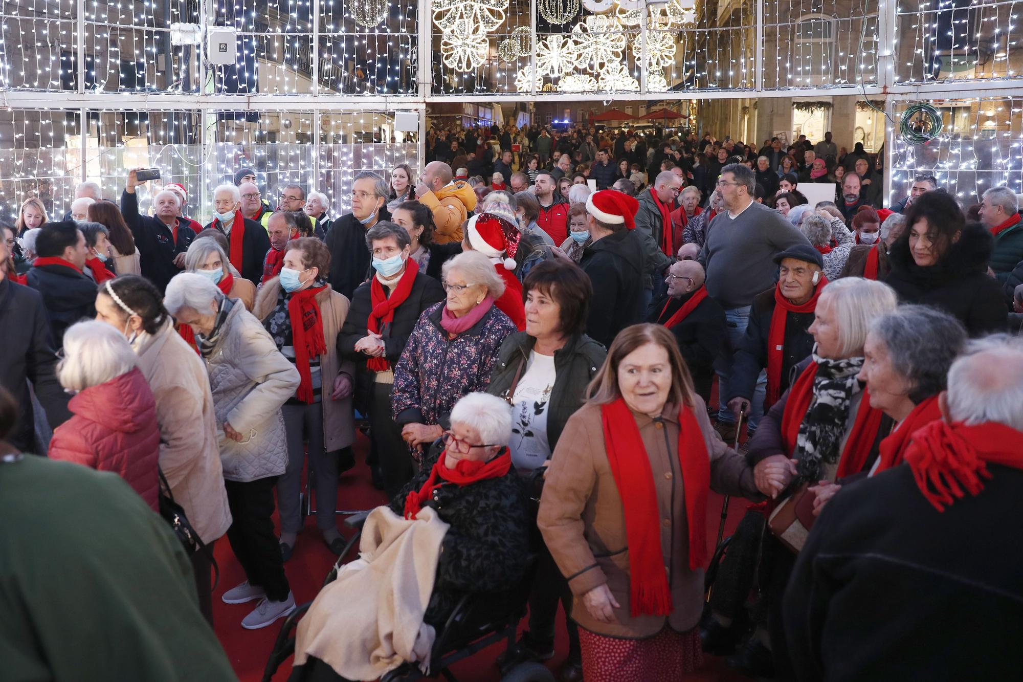 Los taxistas acercan a los mayores a la Navidad de Vigo