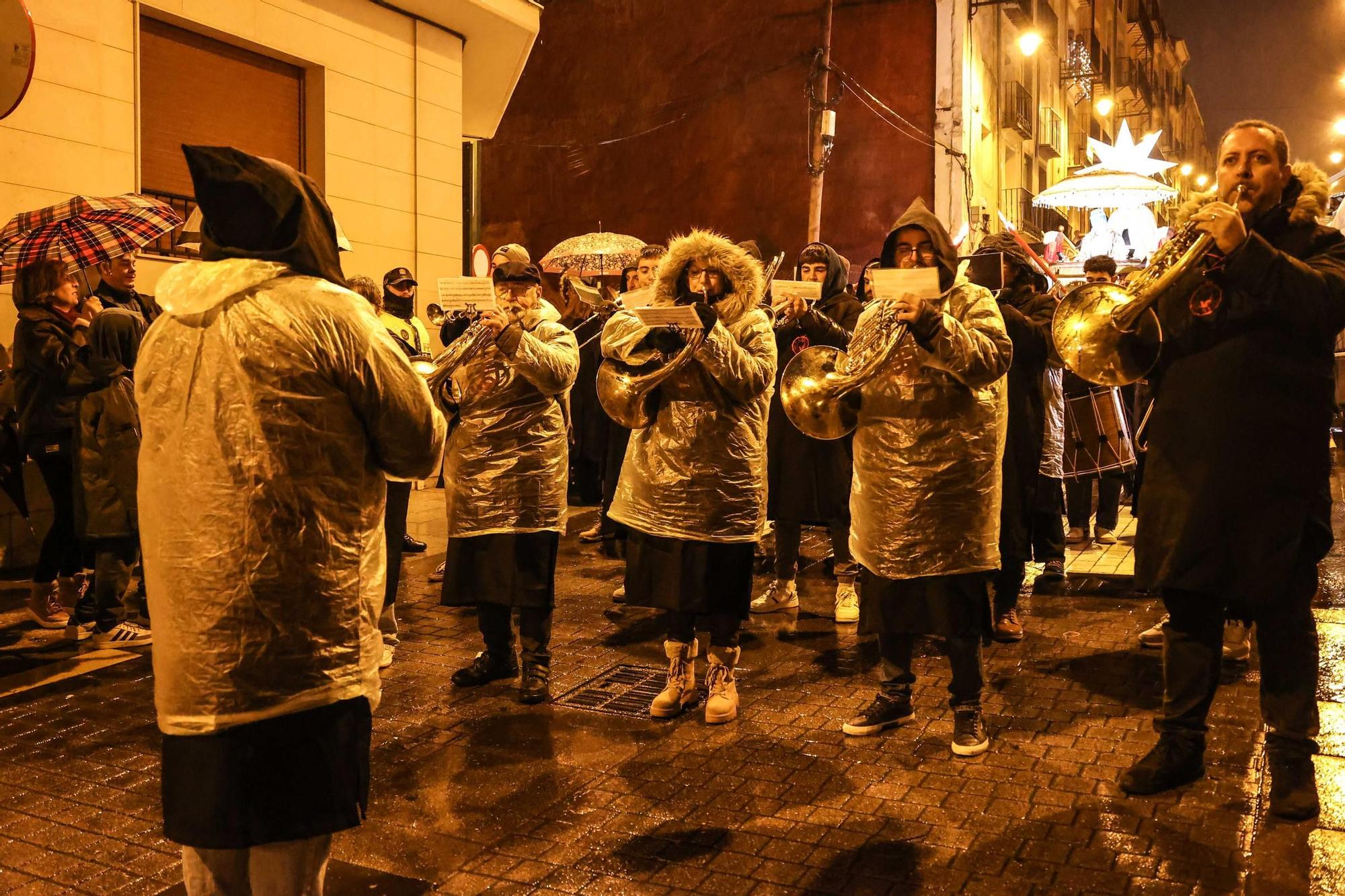 Las imágenes del Día de la Burrita y el Bando Real de Alcoy