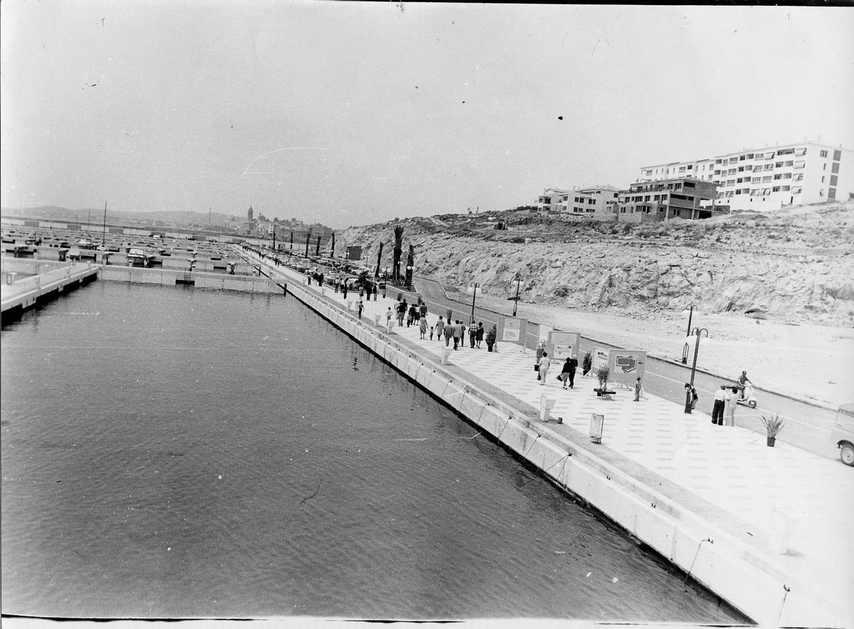Port de Sitges en la década de los 70