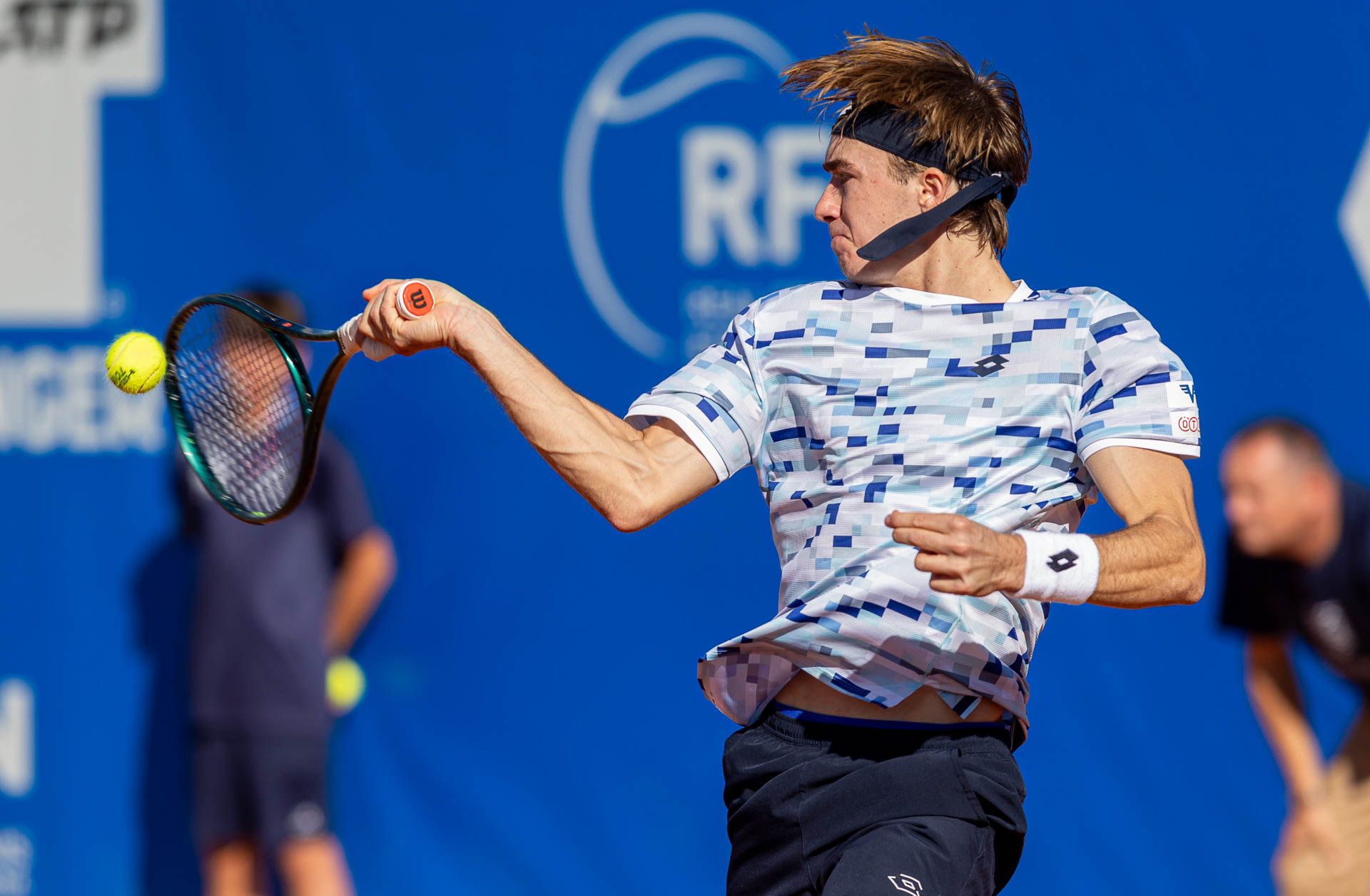 Neumayer vence a Albert Ramos en el Montemar Challenger