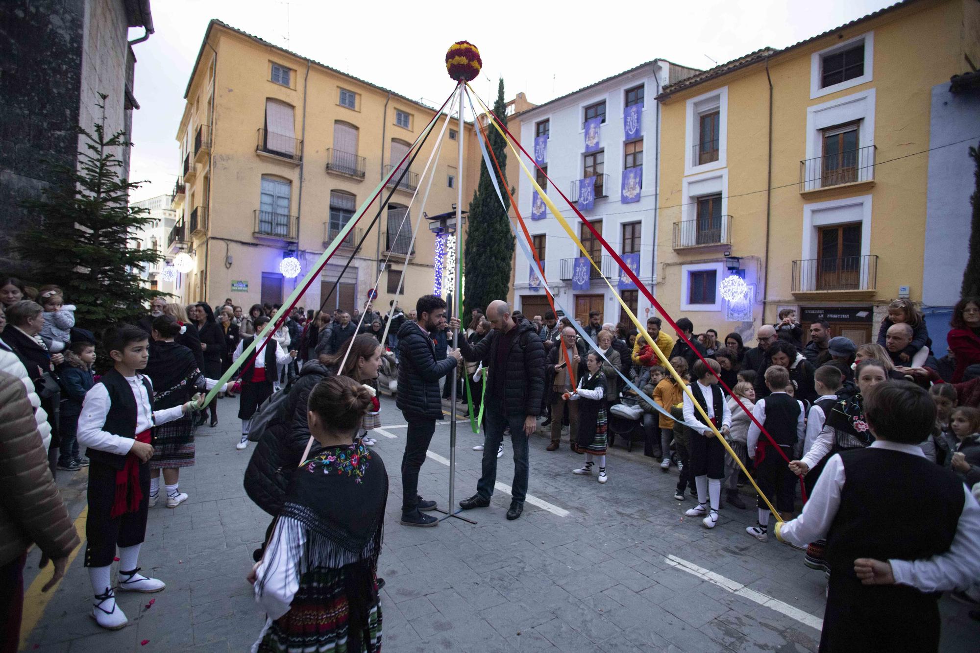 Ontinyent se vuelca con la tradiconal procesión de la Puríssima