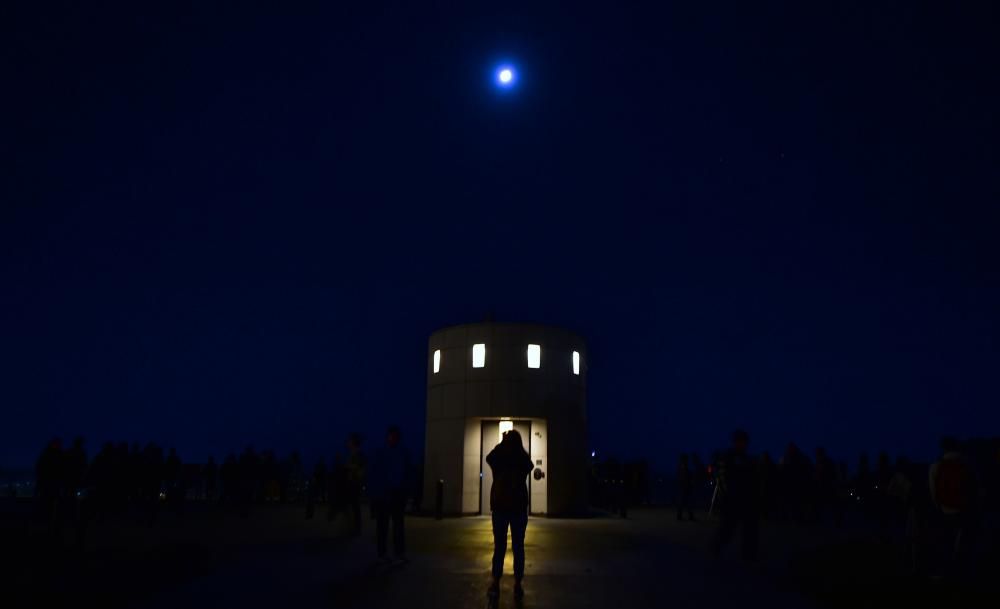 Las mejores imágenes del eclipse de la superluna