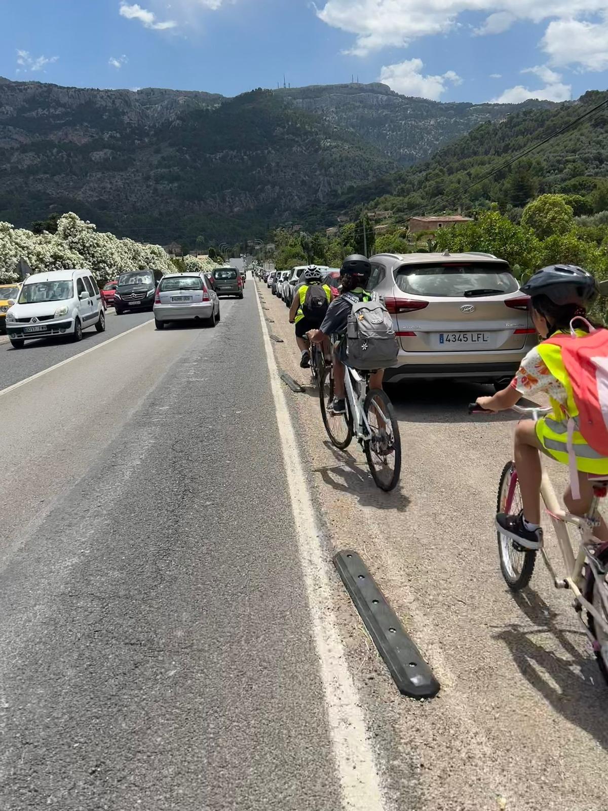 Este lunes empiezan las labores para delimitar y repintar los 320 metros de longitud que tiene el carril bici