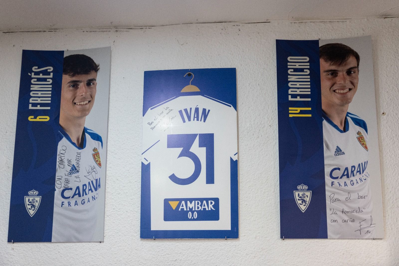 En imágenes | Bar La Romareda: un museo del Real Zaragoza, el vermú casero y la tapa de toda la vida