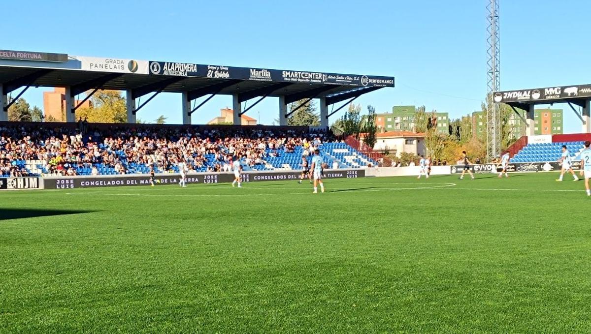 Estadio Municipal Reina Sofía, durante la visita del Celta Fortuna.