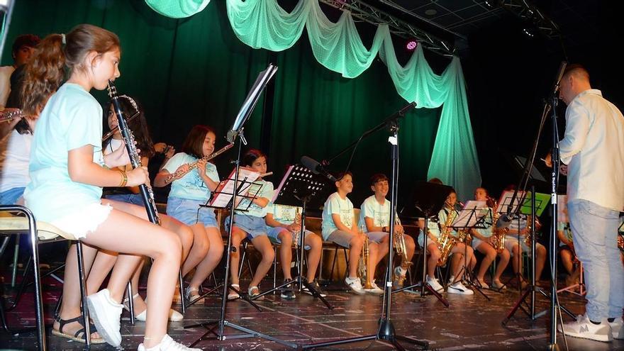 La Escuela de Música de Monesterio finaliza curso con el concierto del alumnado de sus 9 aulas